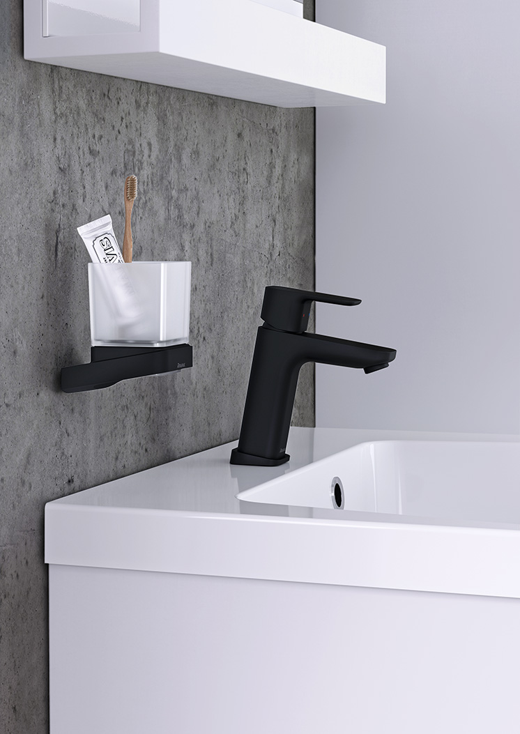 czarna armatura Ravak w łazience